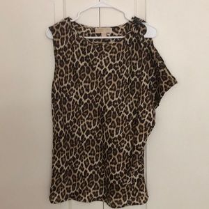 Micheal Kors Leopard print top..